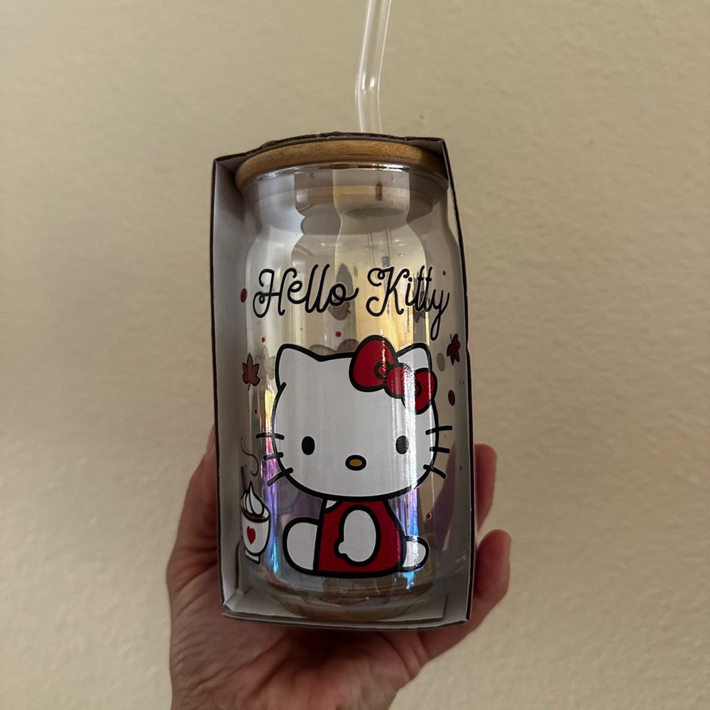 NIB Hello Kitty fall autumn glass soda can shaped iridescent tumbler
